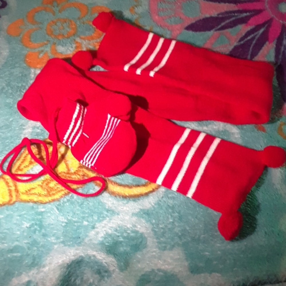 Kids scarf and mittens